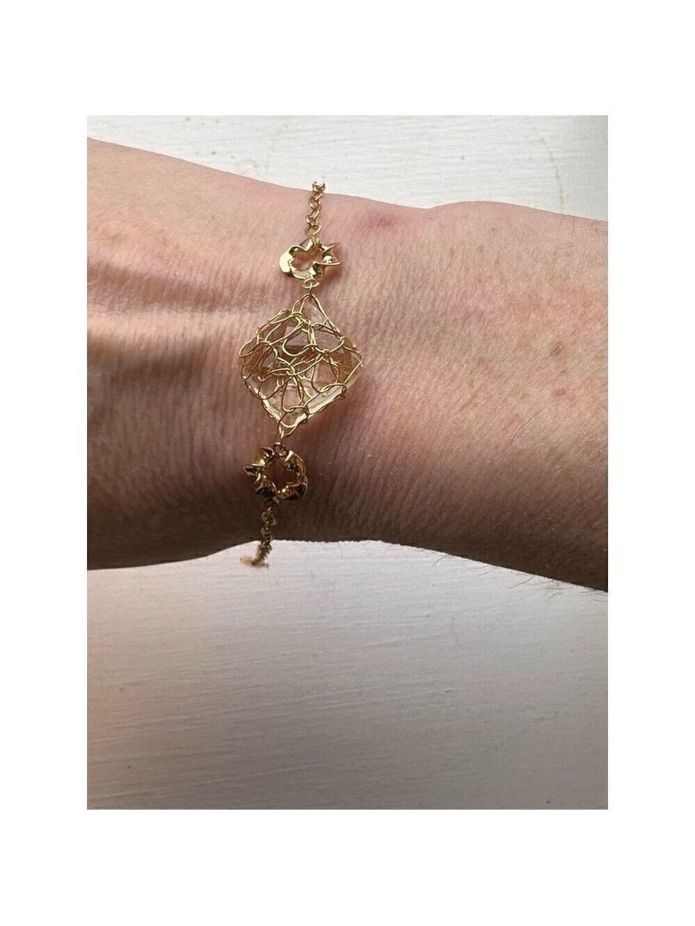 Natural Citrine Stone encased in Vermeil
Gold Wrap Bracelet